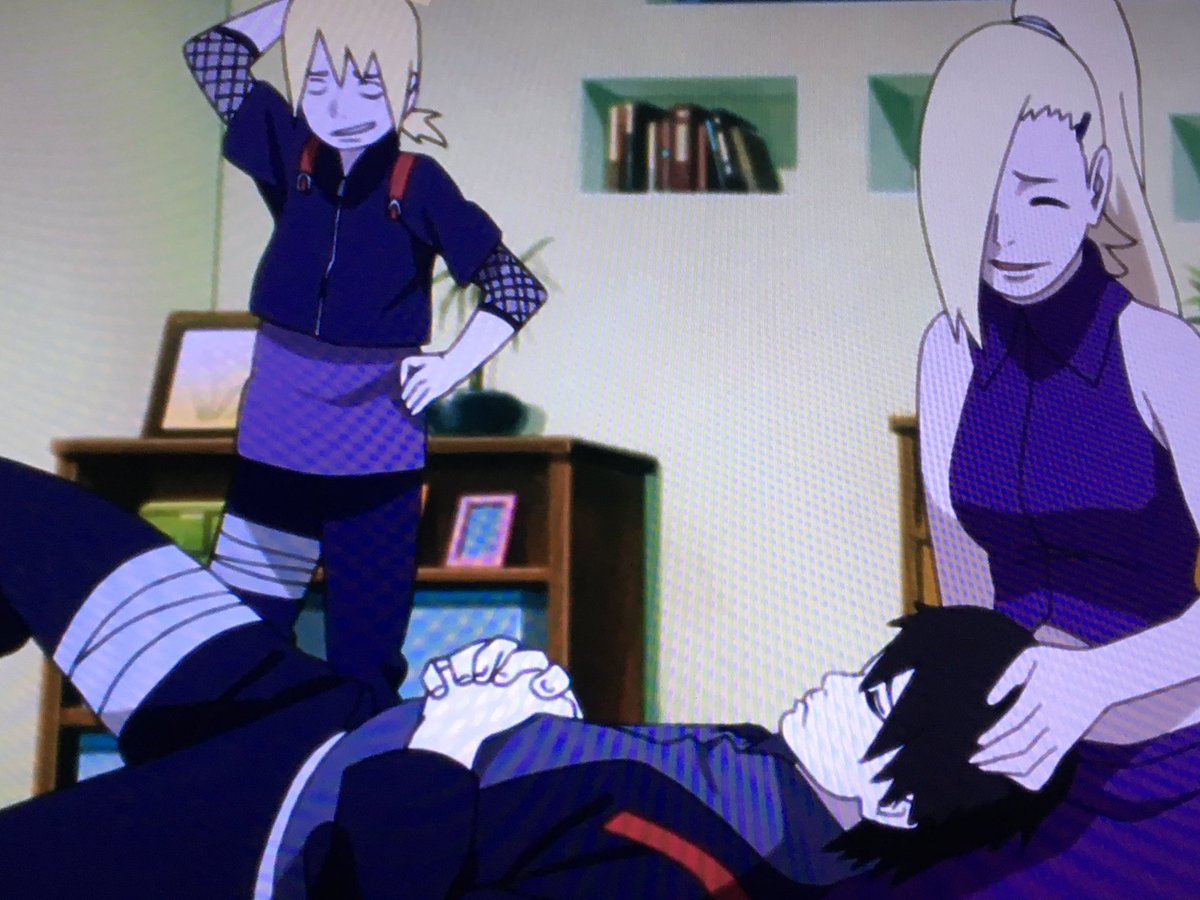 Shintenjinojuts's tweet photo. Ah, que momento gracioso da família Yamanaka no episódio de hoje ❤️

Sai deve está aproveitando muito deitado no colo da Esposa. Que meigos 💕💕💕 https://t.co/mWCDXeniyD
