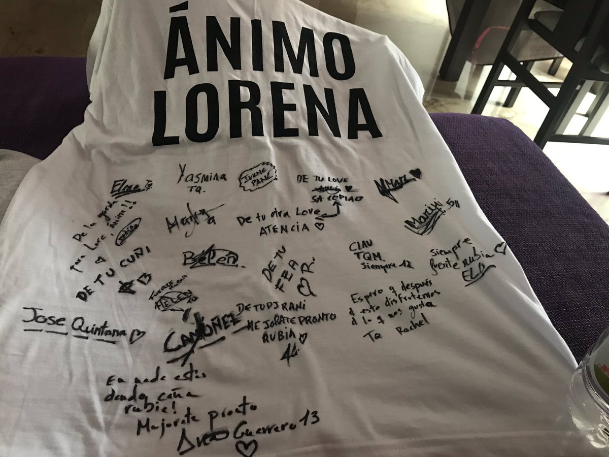 lorenatraverso's tweet photo. QUร GRAN FAMILIA TENGO.
QUร SUERTE TENEROS.
QUร ORGULLOSA DE PERTENECER A ELLA DESDE HACE AรOS.
OS QUIERO MรS. ๐๐
ยกMIL GRACIAS!
#MisNenis #SiempreCamoens #MiFamilia #PorTodoLoQueNosQueda #TodasSomosUnaNuncaLoOlvideis #Capi12 ๐ https://t.co/PC7qc303zJ