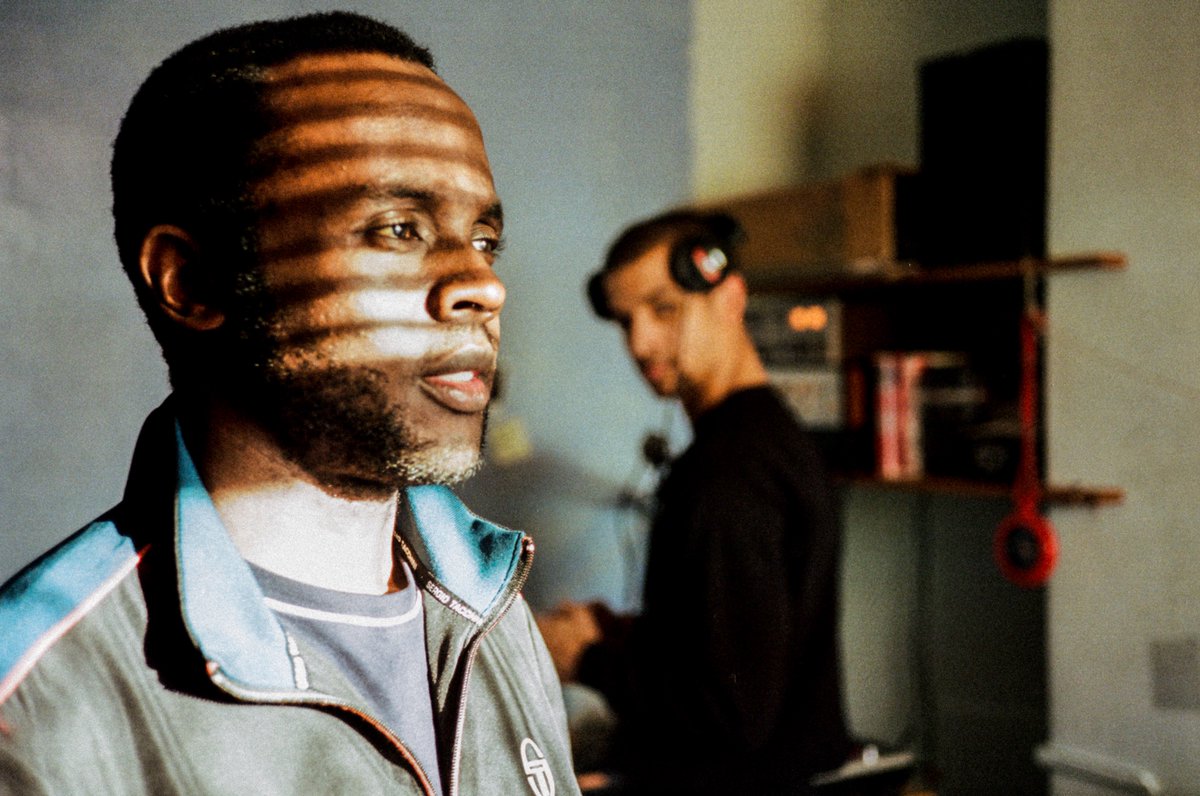 DeadEndStFilm's tweet photo. A 35mm photo shot by our DOP Markus Ilschner setting the scene in fictional pirate radio station; Lick 96 FM. #UKHipHop https://t.co/N7rWf9MPvO