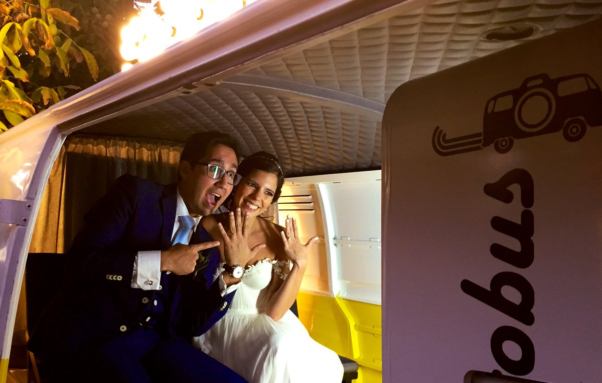 fotobus90's tweet photo. Temporada de reservas
https://t.co/igtAf4UbDn 
#yellow #kombi
#combi
#eventos
#matrimonios
#novios #novias
#cabinafotografica
#photo #photobooth #vanlife
#Viña #Santiago #Quilpue #Valparaíso 
#like #MatrimoniosDeAltoNivel
#Banquetera #Espectaculos
#Wedding #Bride https://t.co/orx86wXBmn