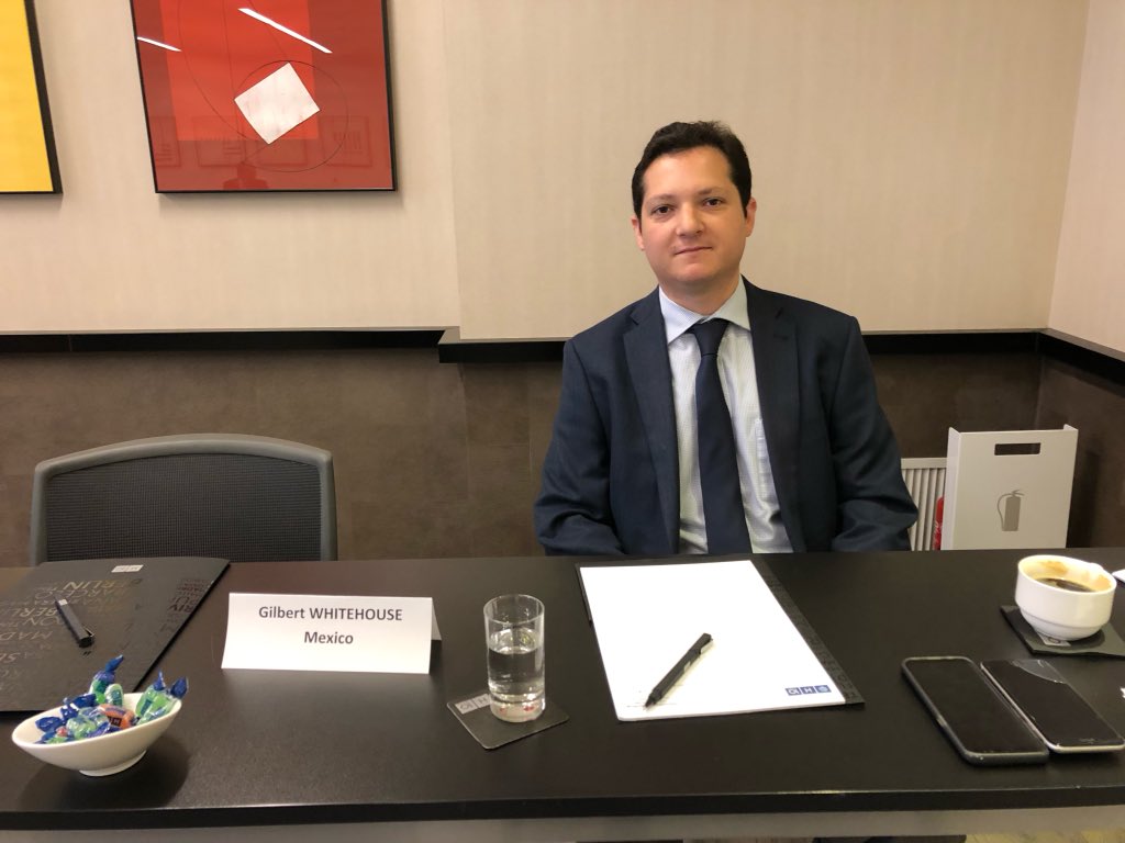 EmbCanEspana's tweet photo. Agregados comerciales venidos del mundo entero han viajado al #MWC19 para ayudar a las compañias canadienses. El @TCS_SDC puede aportar consejos, contactos. #CanadaMWC #B2Bprogram @CanadaMWC https://t.co/dyUzPwiipP