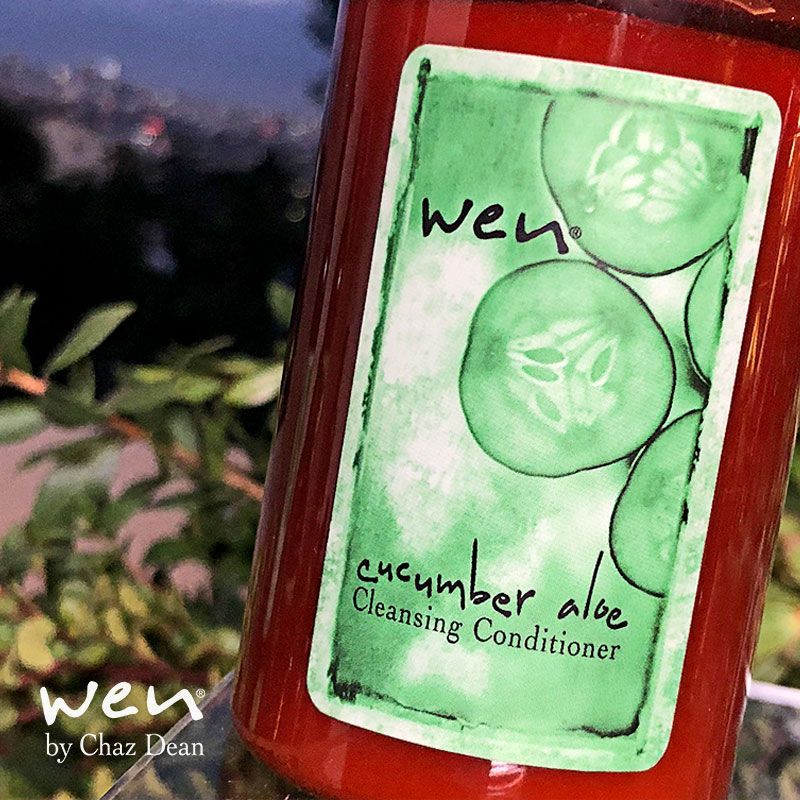wenbychazdean's tweet photo. WEN Cucumber Aloe is ideal for fine hair types and oily scalps providing lightweight cleansing and treatment without stripping hair of its natural moisture. Cucumber fruit extract is rich in beneficial amino acids and minerals and Aloe Vera helps moisturize and soothe the scalp. https://t.co/1PnGYdEuG2