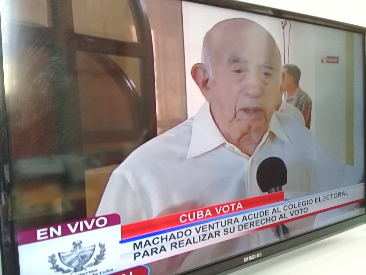 Hoy los jóvenes sentimos orgullo de ver a nuestros dirigentes históricos de la revolución continuar confiando en la juventud y votar por el sí del hoy y del mañana por eso la juventud cubana no Fallará Jamás <a href="/SecUJCuba/">Susely Morfa González - Homenaje</a> <a href="/DiazCanelB/">Miguel Díaz-Canel Bermúdez</a>