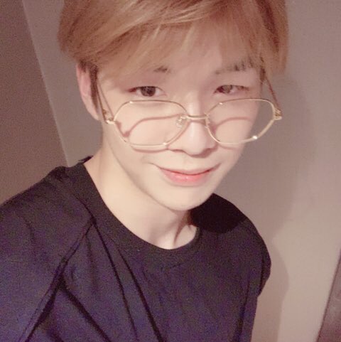 굿이브닝✨ tweet media