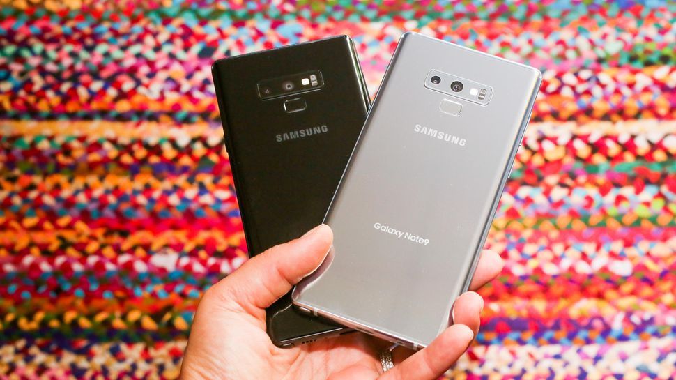ITfluence_en's tweet image. Samsung unveils 1TB smartphone storage in &apos;industry first&apos; buff.ly/2RqGaNg