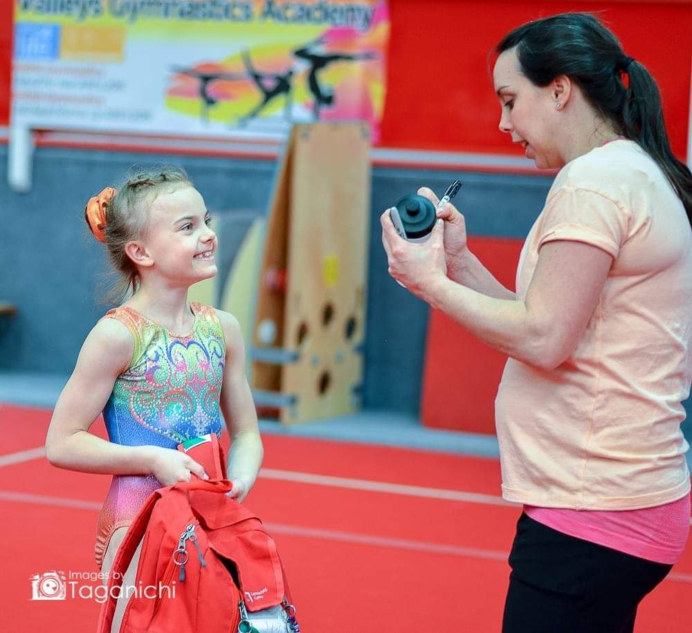 dannythedust's tweet photo. It has been amazing being asked to photograph @bethtweddlenews @bethtwee gymnastics camp today at @VGAGymnastics
I love this image of Gen from VGA.. face says everything.
#trainwithbeth #imagesbytaganichi https://t.co/yIU6LjQp2A