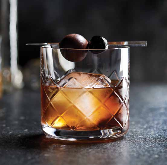 ChartHouseRest's tweet image. Bourbon with chocolate...enough said. 🥃🍫
#sundaydrinks #sips #bourbon