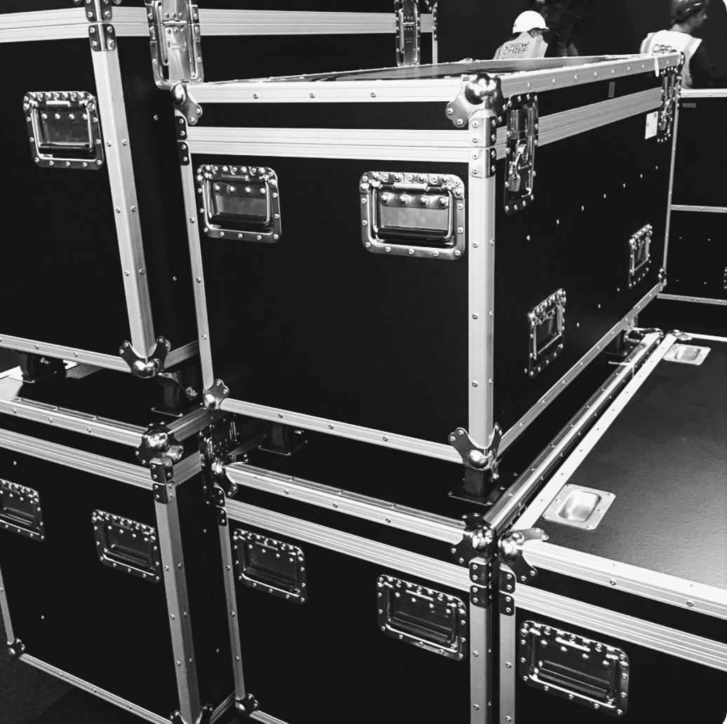 📸: GoTo Live
・・・
Build is well under way ⚠️ 
#TPIAwards 2019 x @BatterseaEvo