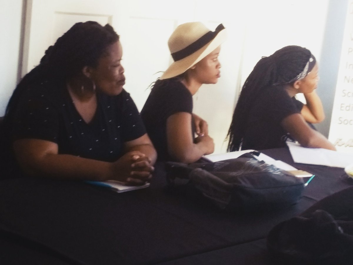 lba_rsa's tweet image. @lebomasike (Content Producer ' DLN show') Vuma103 addressing Trainees at the LBA

#InRadioWeTrust #StrivingForRadioExcellence #TheFutureOfRadio
