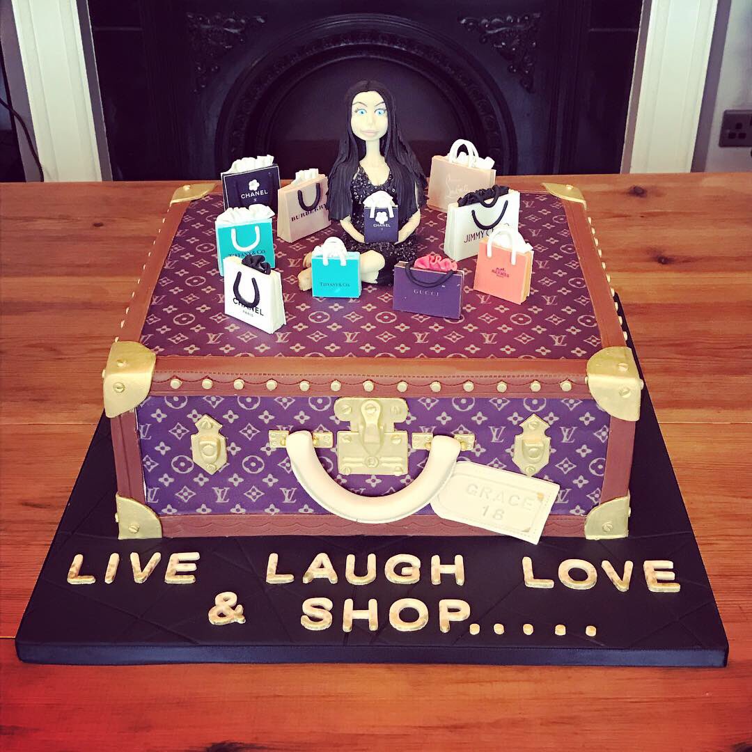 Clinton's Cakes on X: Live, Laugh, Love and shop with Louis Vuitton trunk  cake.#louisvuitton #cakedecorating #bespoke #cakecouture #couture #fashion  #londonlife #buckinghamshire #cakeart #designer #birthday #highfashion  #love #shopping #chanel