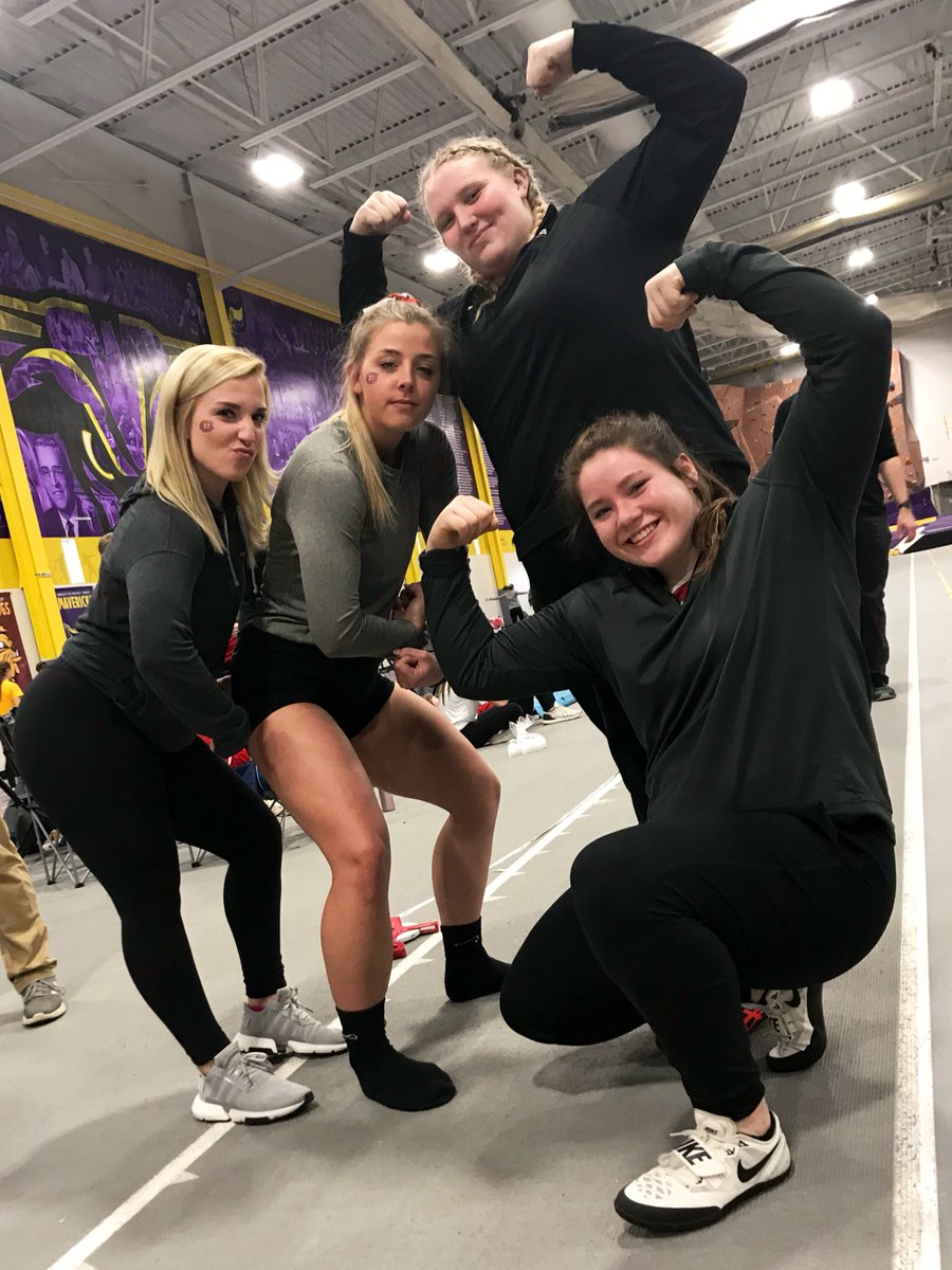 Coach_MCarter15's tweet photo. S/o to these ladies for trusting me and the process! After all the nights of wanting to give up, we made it through Part I!! It’s only up from here! #ThrowThings #ThrowsSquad #HuskiesThrow #WoofGrr🐾❤️ https://t.co/X59FUY6zSR