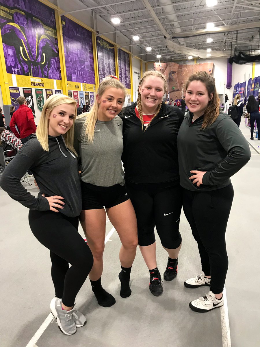 Coach_MCarter15's tweet photo. S/o to these ladies for trusting me and the process! After all the nights of wanting to give up, we made it through Part I!! It’s only up from here! #ThrowThings #ThrowsSquad #HuskiesThrow #WoofGrr🐾❤️ https://t.co/X59FUY6zSR