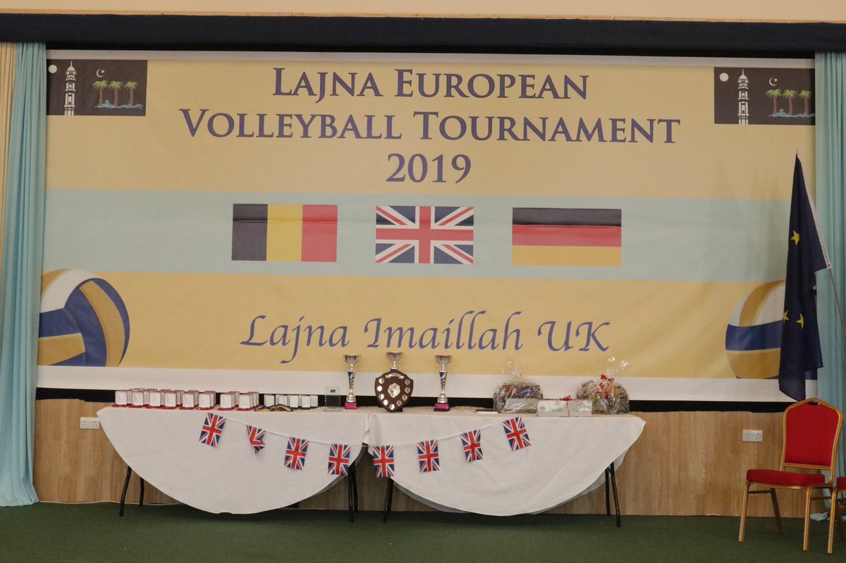 LajnaUK's tweet photo. Alhamdolillah Lajna Imaillah European volleyball tournament came to an end today. Congratulations to Team UK for winning after a nail biting final. https://t.co/fcBGNKdaBm
