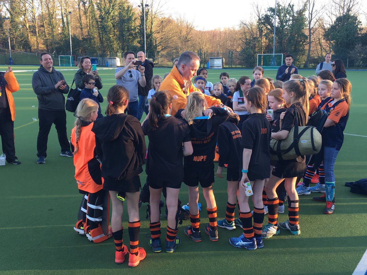 tmdvnprt's tweet photo. Great day out at the U10 Surrey In2Hockey competition today. Some fantastic @LdnWayfarersHC performances with both boys + girls sides winning bronze medals in the cup competition #LondonWayfarers #LWHC https://t.co/0i26Q4PoJe