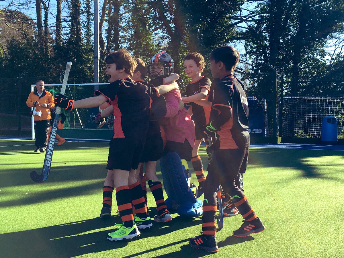 tmdvnprt's tweet photo. Great day out at the U10 Surrey In2Hockey competition today. Some fantastic @LdnWayfarersHC performances with both boys + girls sides winning bronze medals in the cup competition #LondonWayfarers #LWHC https://t.co/0i26Q4PoJe