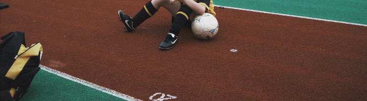 Juuuli015's tweet photo. t̶h̶r̶o̶w̶b̶a̶c̶k̶k̶k̶ ̶2̶0̶0̶9̶ #soccer ⚽️❤️ https://t.co/EcFAL3HaIh