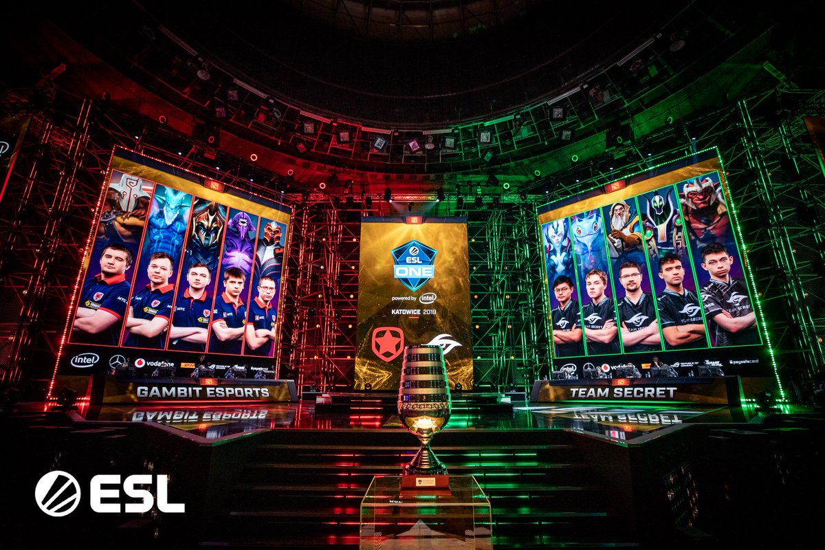 ESLDota2's tweet photo. ⭐️GRAND FINALS GAME 3⭐️

@GambitEsports vs @teamsecret

#ESLOne https://t.co/RUTJQihdBh https://t.co/TdrsEIKLVz