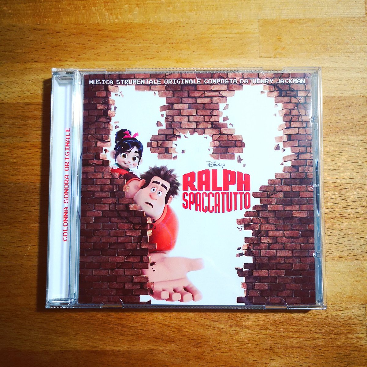 Andrea1306's tweet photo. Artisti Vari - Ralph Spaccatutto (2016, Walt Disney Records)
#ralphspaccatutto #wreckitralph #vanellope #ralph #waltdisney #waltdisneyrecords #movie #ost #originalsoundtrack #cd #ibsit #andrea1306collection #rihanna #owlcity #bucknerandgarcia #akb48 #sugarrush #music https://t.co/UaBjdrh3t3