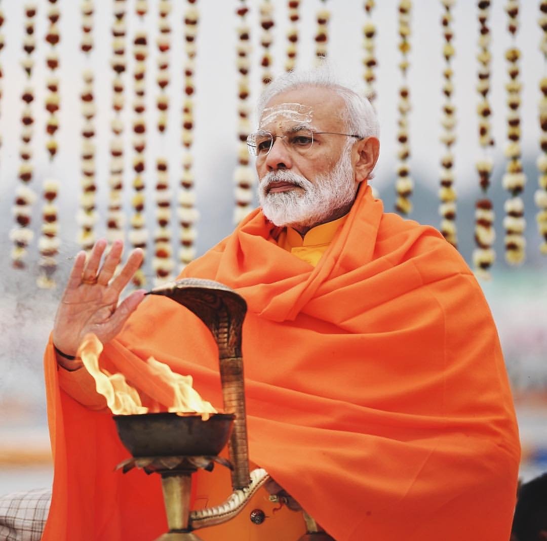 sud_prinshu's tweet image. कुछ तस्वीरें मन को प्रफुल्लित करती हैं..🙏🙏

@narendramodi 

#ModiInKumbh
#ModiKumbhVisit
#ModiAtKumbh
#ModiHaitoMumkinHai
#ModiHaiTohMumkinHai