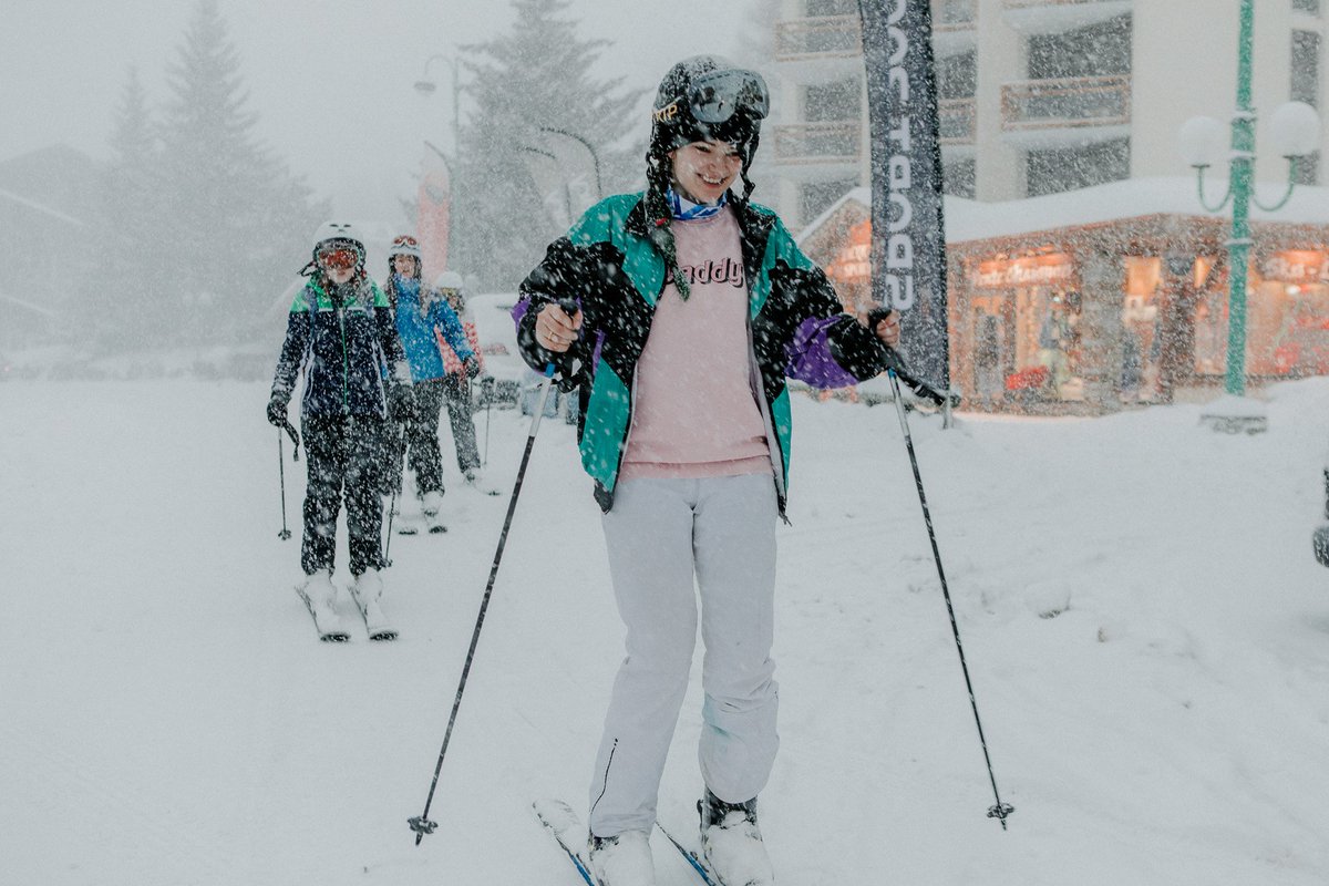 Happiness is watching the snow fall ❄️#RISE2019