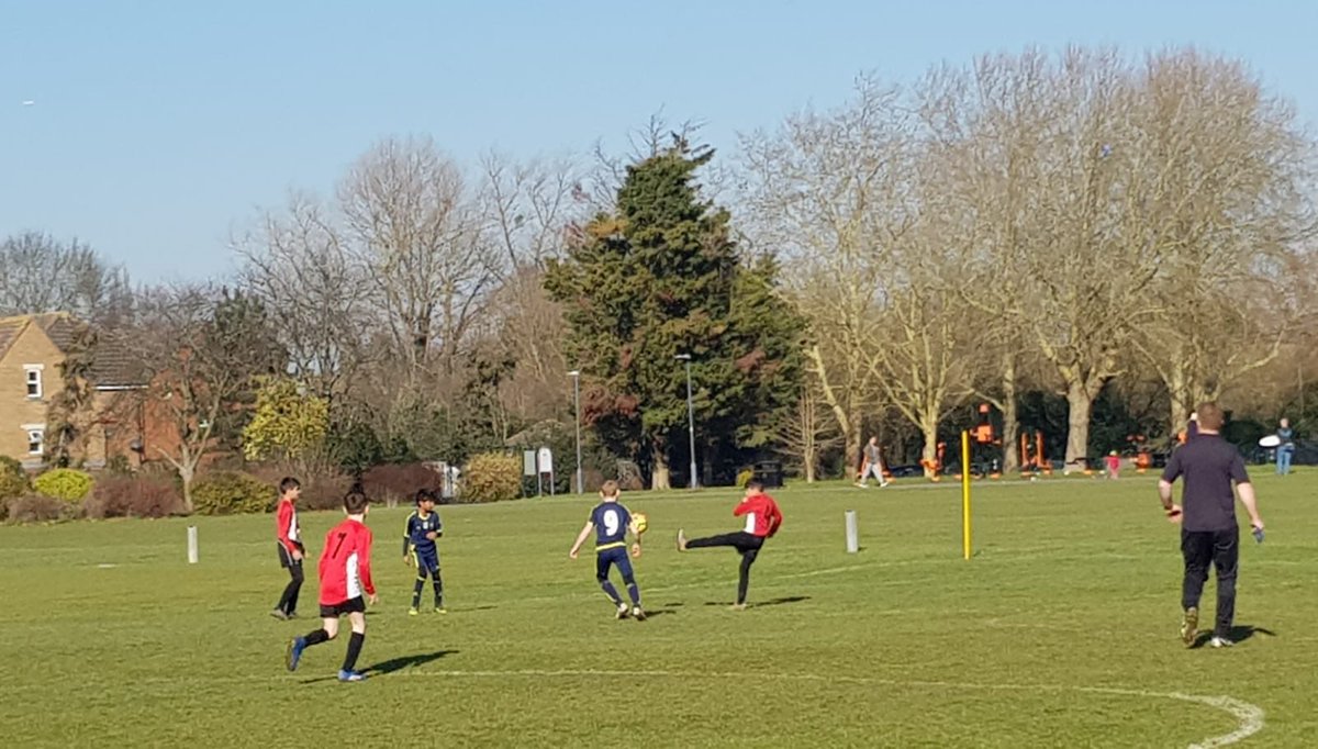 markdfootball1's tweet photo. Lovely game today between @PinnstarsFC U10 Lions and @ParkfieldYFC 

Both teams performed superbly, a delight to watch.

#weonlydopositive https://t.co/77tDofz61I