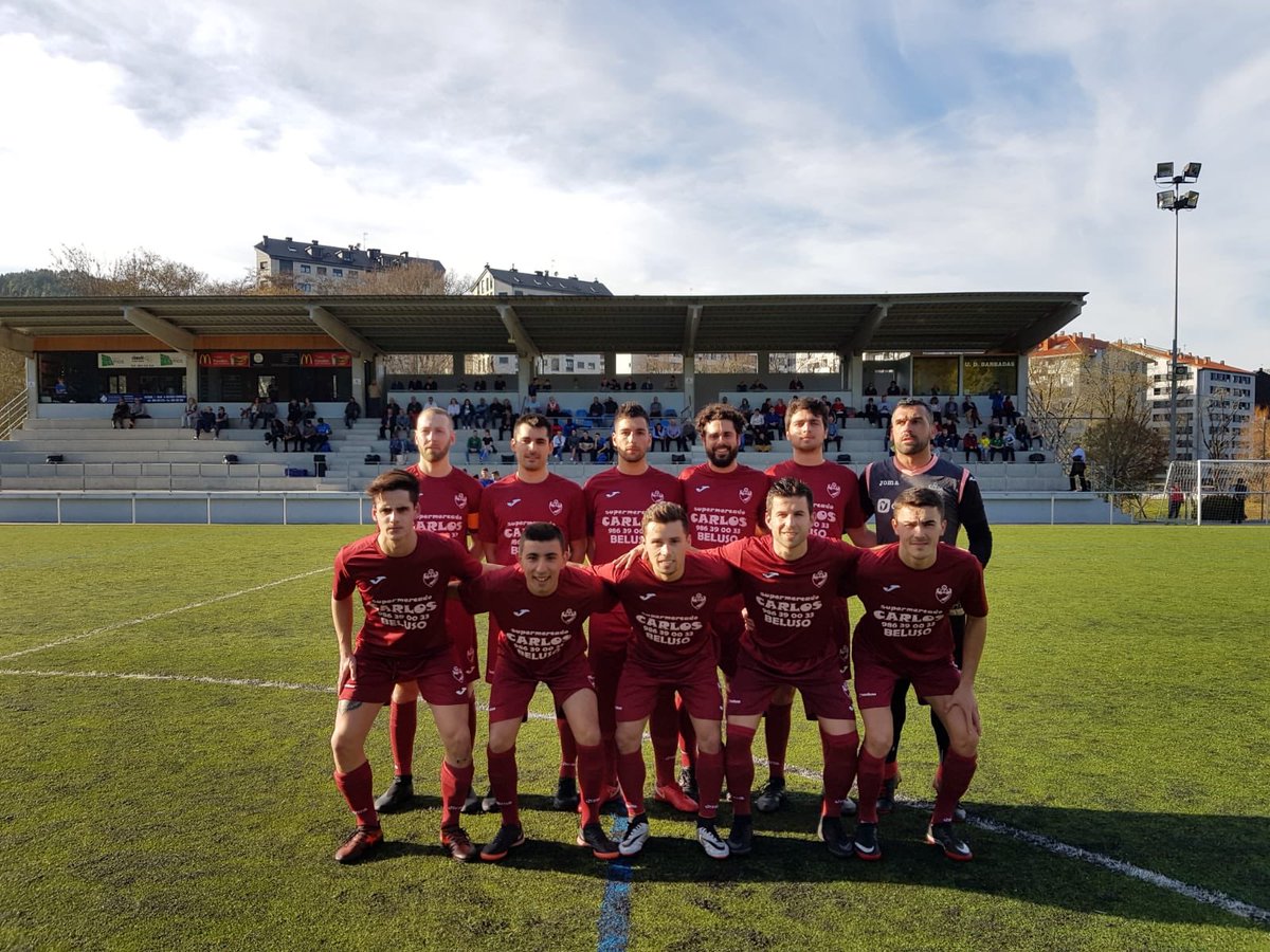 UDBarbadas's tweet photo. 🏁 Final no #FortinAzul

🔵 #Barbadás 3 (Gallego, Torres e Dani Chimpín)

🔴 #Beluso 1 (Adrián)

           💪 Os mellores 💪

👉🏻 Barbadás: Diego García
👉🏻 Beluso: Manufre

👉🏻 O colexiado Javier Figueirido: 4 https://t.co/zQL44QXe80