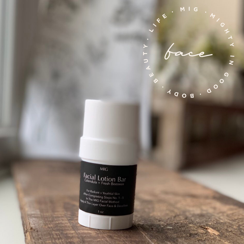 MIGSoap's tweet photo. “My skin on my face feels fabulous! Friends have asked me if I've done anything different or went and got laser treatments.” - Amanda F. There is a reason we have over 850 raving reviews on this face lotion bar! It will leave your face soft, STUNNING and positively glowing. https://t.co/3LgSM1R12C