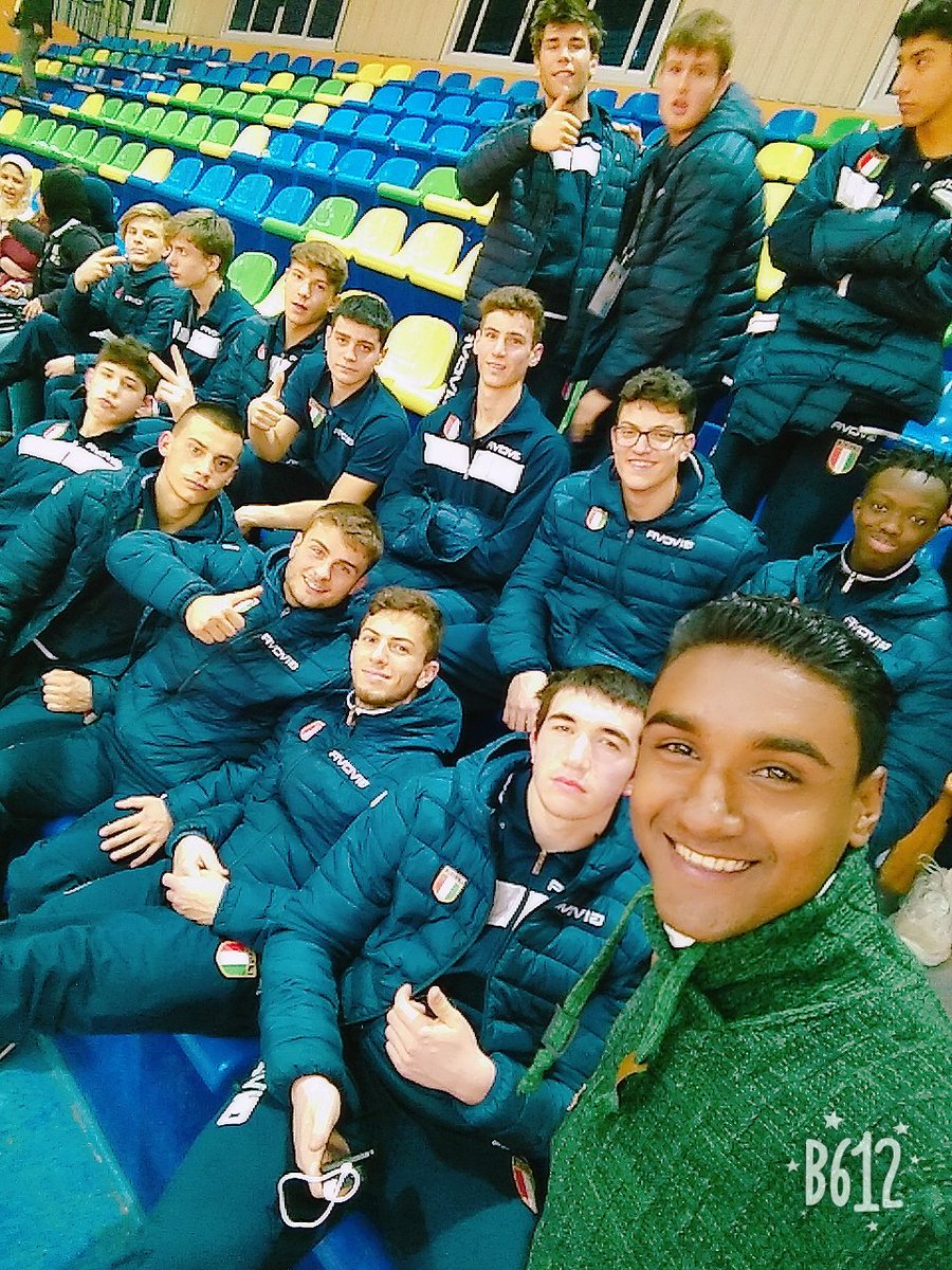 Captain_Ahmed_B's tweet photo. Italy handball team https://t.co/rdyMJBg50N