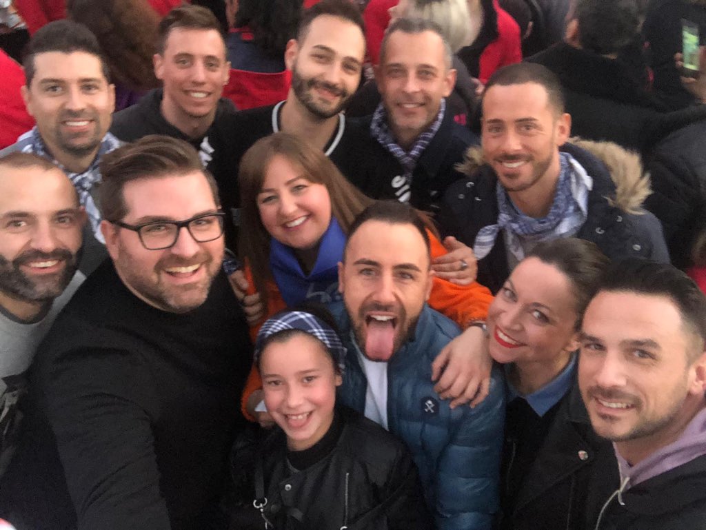 nasan_alex's tweet photo. A punt de començar la millor festa del món #CridaFalles19 #valència #fallas #falles #valencia #spain #popularparty https://t.co/EluJ88huXQ