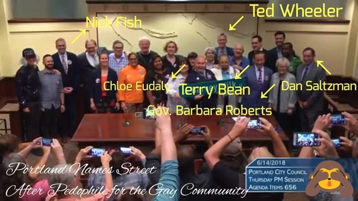  #Exhibit4  #THREADIn Portland - having sex with children doesn't take you out of "polite liberal society." All is forgiven - because we live in a bubble. A little white smoke-filled bubble of rape tolerance and publicly empowered pedophiles. Want proof & NAMES? Of course you do!