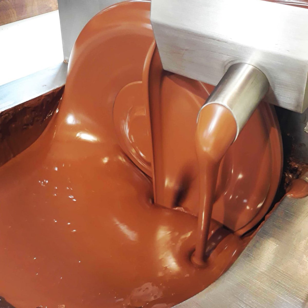 DiscoverLeices's tweet photo. Build-A-Bar 🍫 create your very own Chocolate Bar with three toppings of your choice at @CocoaAmore

Available to buy in-store and online.
https://t.co/ySXVXgv4PM

#buildabar #createyourown #creativewithchocolate #leicester #silverstreet  #stmartinssqaure #belvoircastle https://t.co/7Xvf3LRKiH