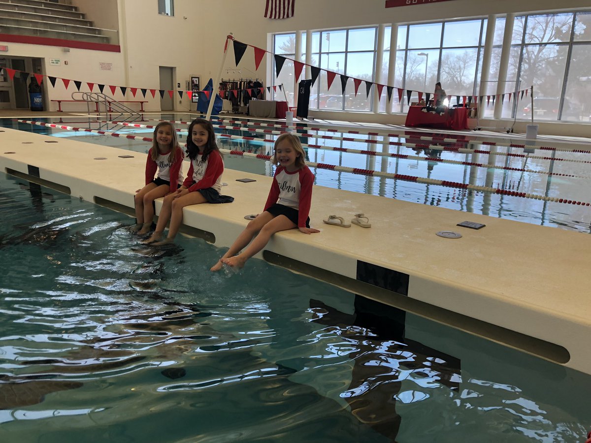 KSDFgives's tweet photo. Models report to the Walker pool! https://t.co/pcBJOWIbUj
