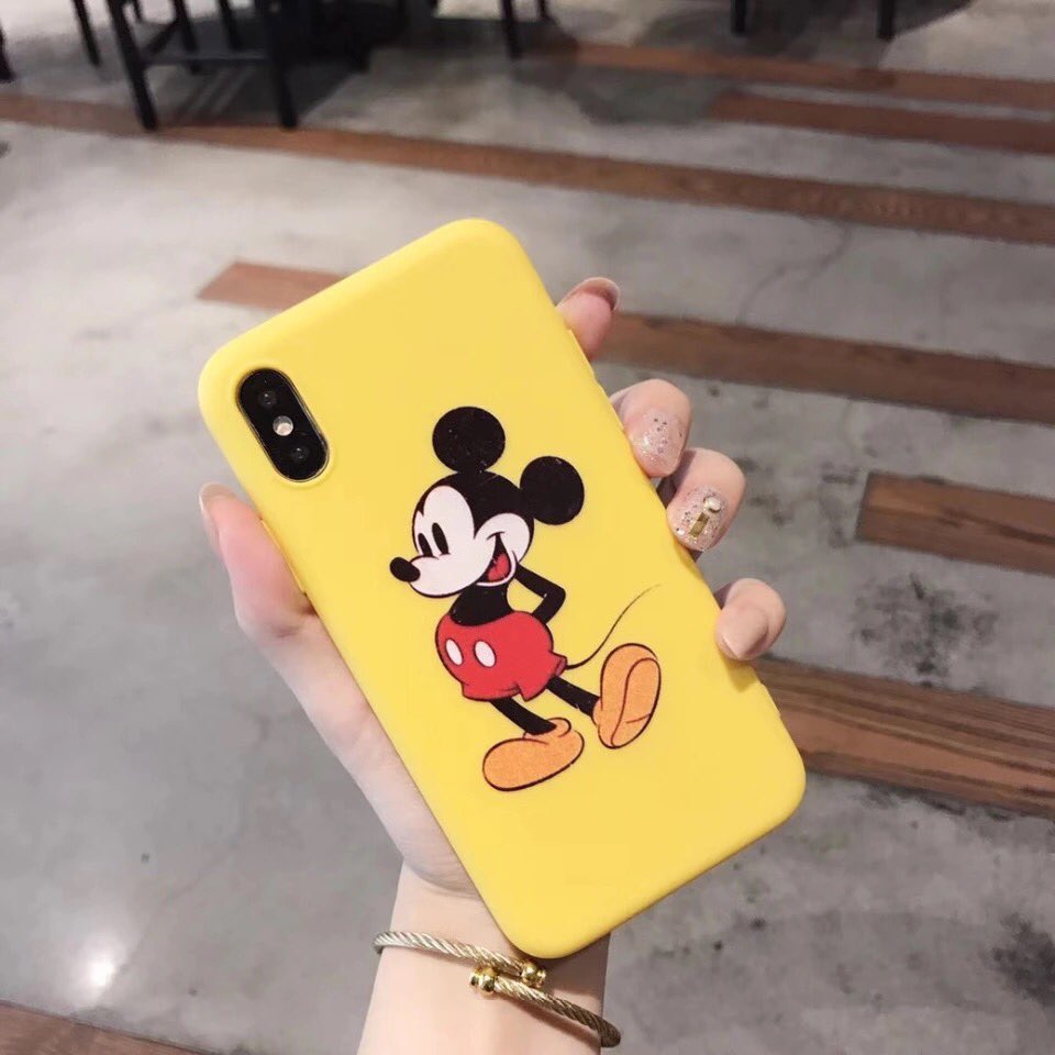 _FundasiPhone's tweet photo. 🐭🐭❤️

 #fundasiphone #apple #carcasasiphone #disney #mickeymouse #mickey https://t.co/0L5QQ0CGjv