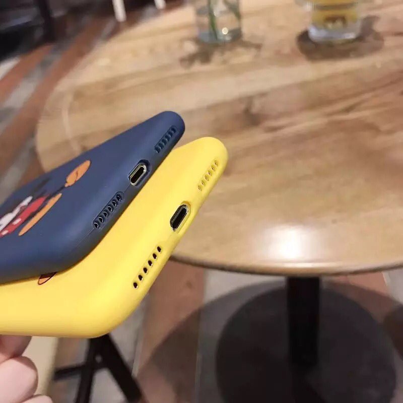 _FundasiPhone's tweet photo. 🐭🐭❤️

 #fundasiphone #apple #carcasasiphone #disney #mickeymouse #mickey https://t.co/0L5QQ0CGjv