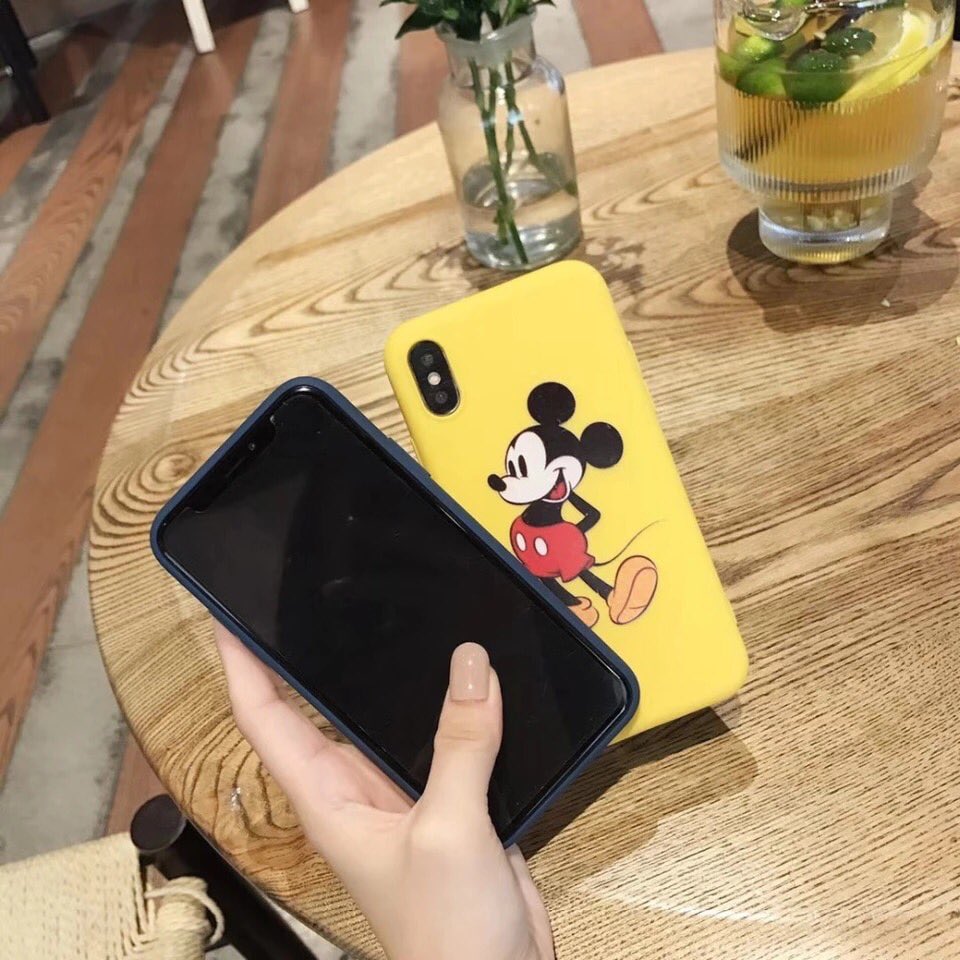 _FundasiPhone's tweet photo. 🐭🐭❤️

 #fundasiphone #apple #carcasasiphone #disney #mickeymouse #mickey https://t.co/0L5QQ0CGjv