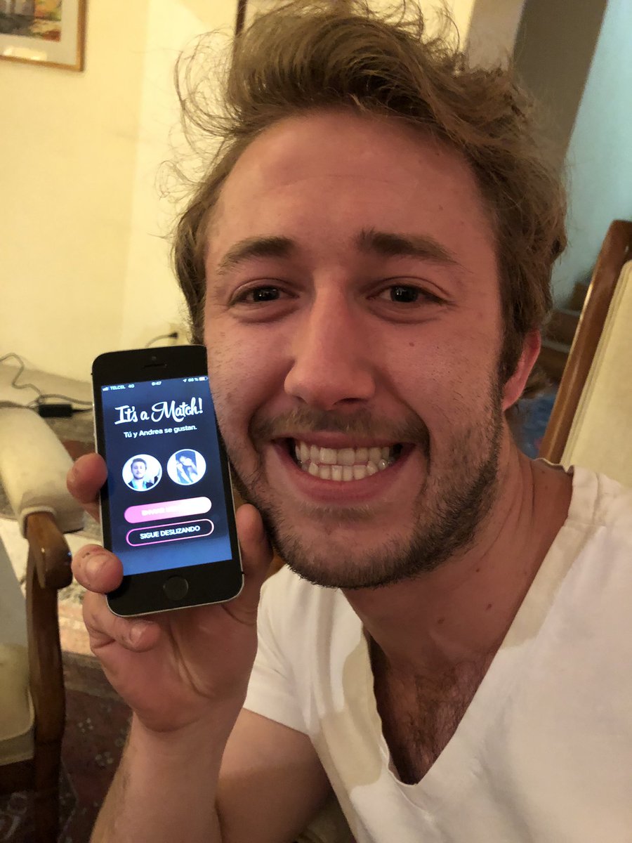 alediaz077's tweet photo. Les deseo a todos un domingo sin vacío como el que va a tener mi primo @mikecls disfrutando de una date gracias a @Tinder. https://t.co/tlp5BWBZPM
