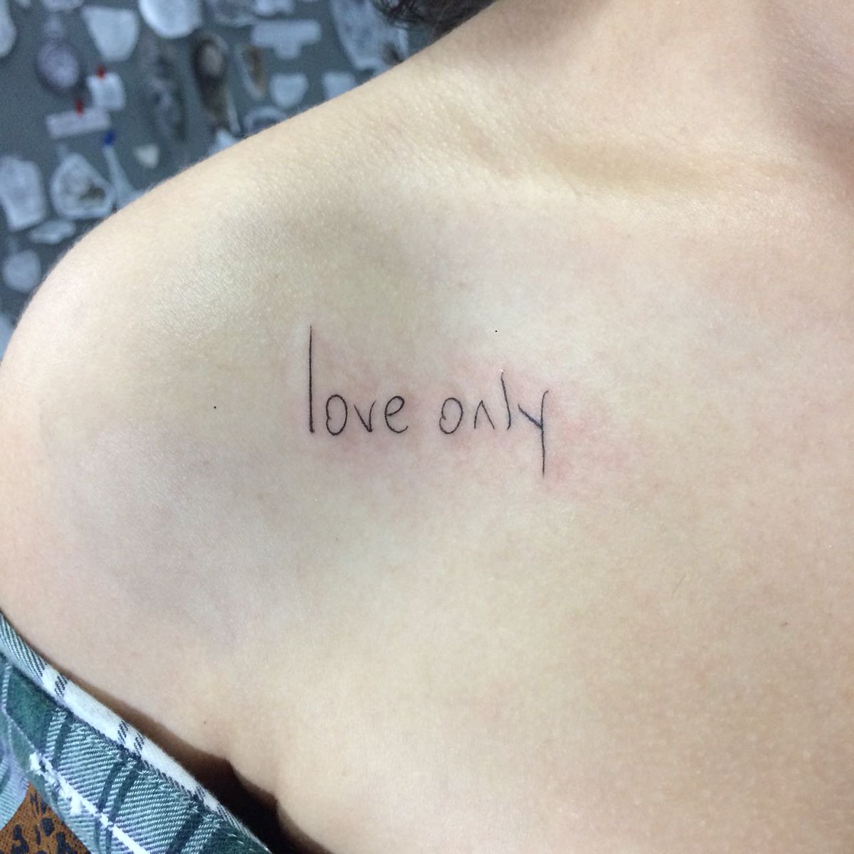 atrapallyada's tweet image. did u see my tattoo