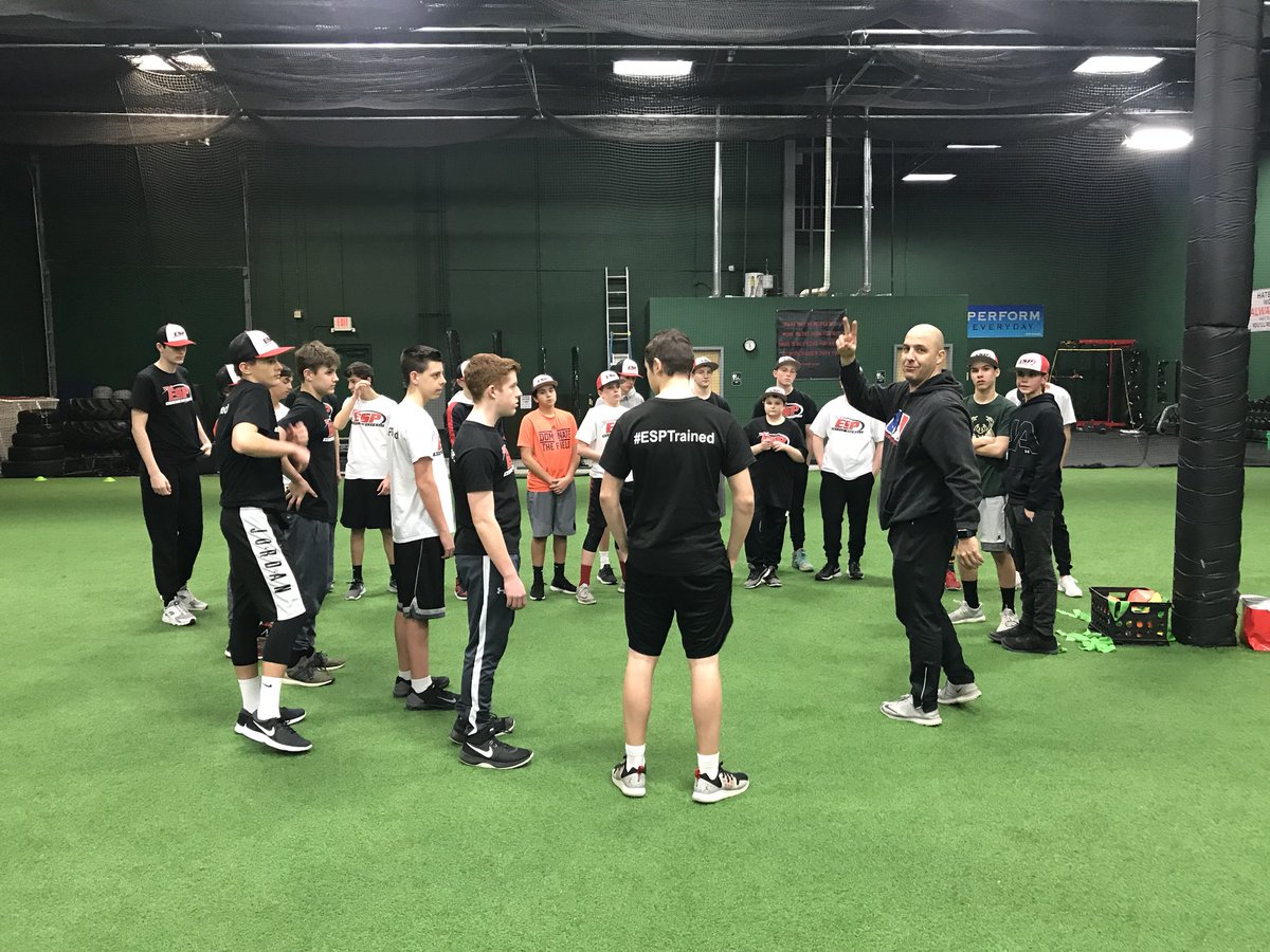 CoachBillJordan's tweet photo. Thank you so much to @yager20 for everything he has done with our #ESPTrained players. Not just the physical training but the mental side of things as well! https://t.co/WI0zL12MYZ