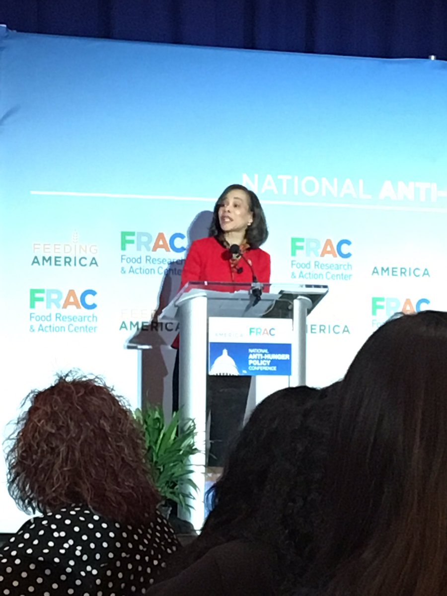 773amram's tweet photo. Thank you @LisaBRochester for having our back to protect SNAP. #SNAPMatter and we’re protecting it to #endhungernow! #hungerpc19 @FoodDepository https://t.co/ZLSgL3acWv