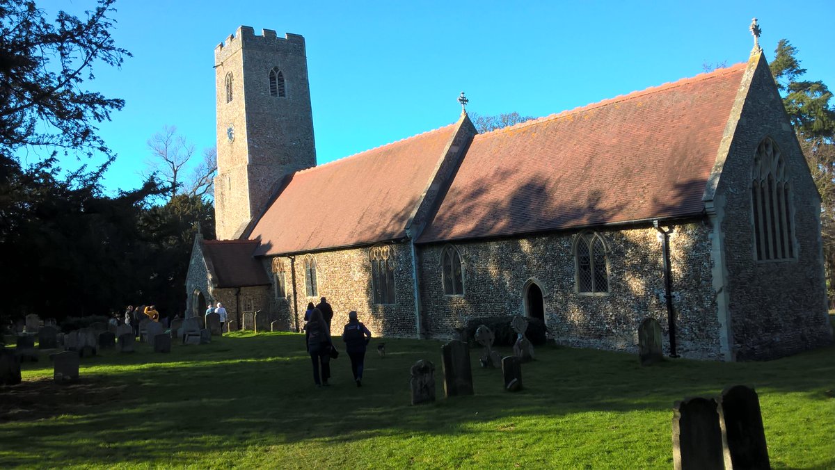 Lovely walk around <a href="/SotterleyEstate/">Sotterley Estate</a> nr #Beccles #Suffolk with <a href="/AlocindrofFord/">Nicola Ford</a> this pm for their #SnowDrops Open Day fantastic displays - open again next Sunday