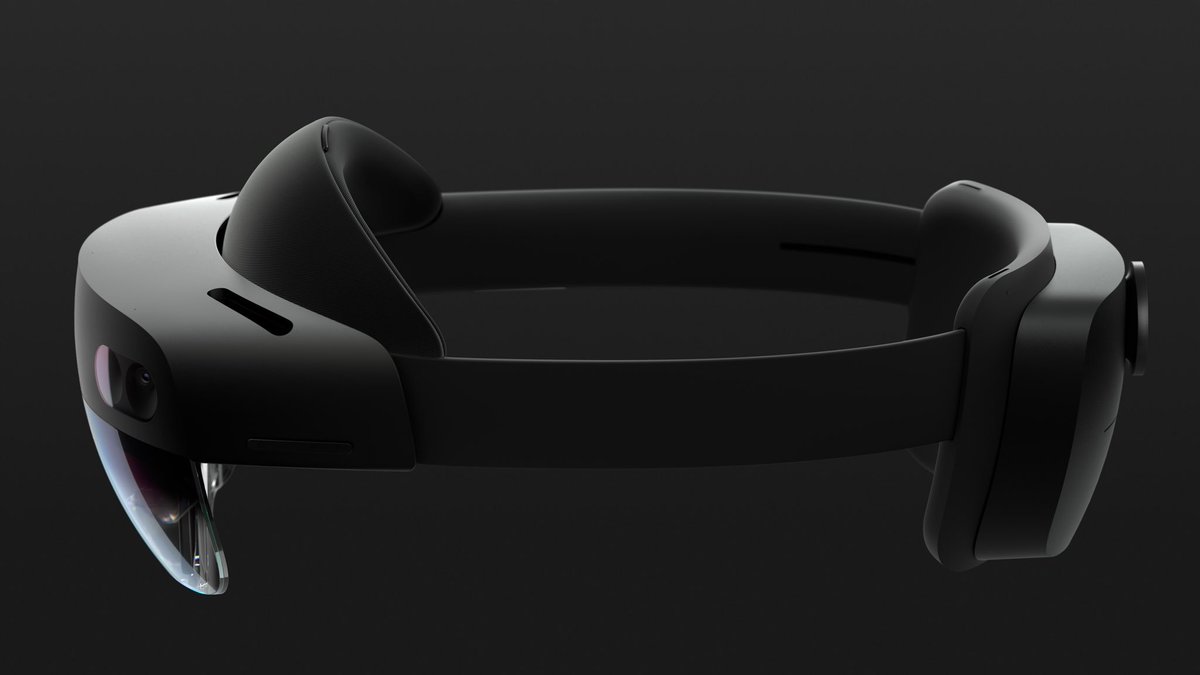 FennecLabs's tweet photo. Looking forward to getting our hands on #Hololens2 and playing with all these new features. Better FOV, incredibly hand tracking, eye tracking and much more power - there’s a lot we can do with that! #MWC2019 https://t.co/9Elcrm4sWy