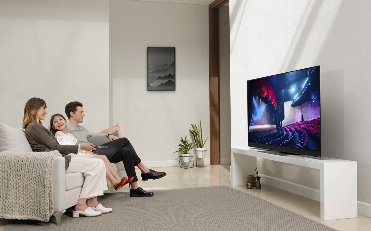 PanasonicEurope's tweet photo. Bring the theatre to life in your home. The new GZ2000 TV Series feature a Professional Edition OLED Panel, HDR 10+ and Dolby Vision for the ultimate picture quality. 🎭 https://t.co/L7c5zPyg8O 📺 https://t.co/RB6IPLSnZL