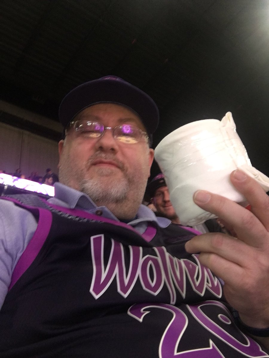 ChrisGustafson4's tweet photo. #WolvesWannaSprite #Contest https://t.co/hv4egdqeES