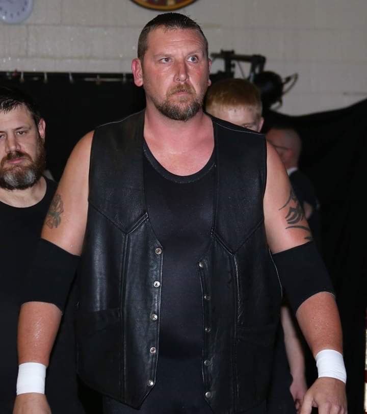matt_vandal's tweet photo. Less than one week away. Vandal vs Big Jim Hutchinson in a TLC match for the DCW Mid-Ohio Championship #IndyWrestling #ProWrestling #GingerHammer https://t.co/Yz2YQRczs8