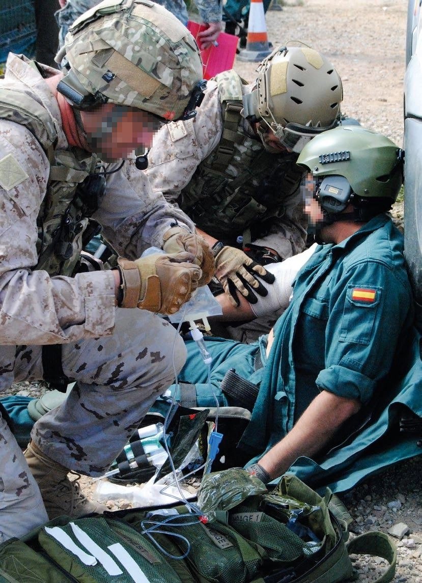 tacticalporn's tweet photo. Spanish Army SOF members during a Tactical Combat Casualty Care Competition in Spain. ๐ช๐ธ
#UOE2 #SMU #SpecialForces #SF #SpanishSOF #MOE #TCCC @EjercitoTierra @guardiacivil https://t.co/orTVqaU9Mf