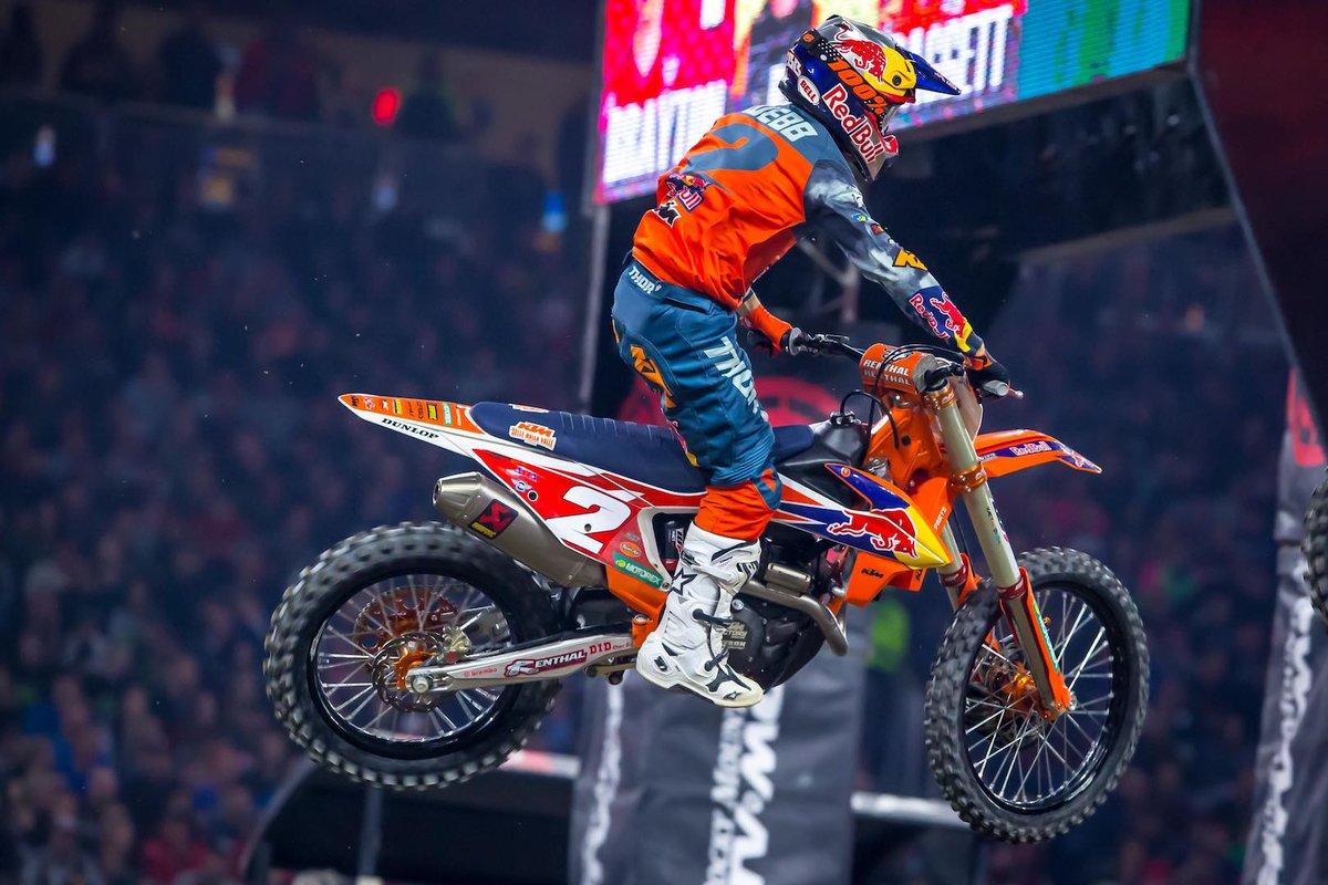 FuelUniverseTV's tweet photo. Tomac gana la Triple Corona de Detroit || https://t.co/tNUNJdl0FS ||
#AMASX #Detroit #Tomac #Kawasaki #Forkner https://t.co/d0PZkI1y2b