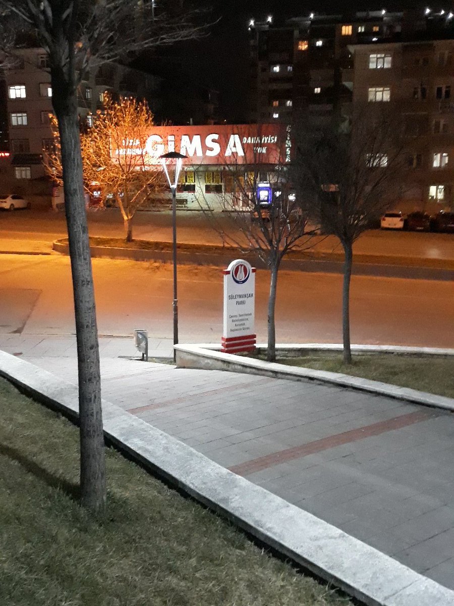 Kimler var sincan 12.cadde tanisalim araç var.