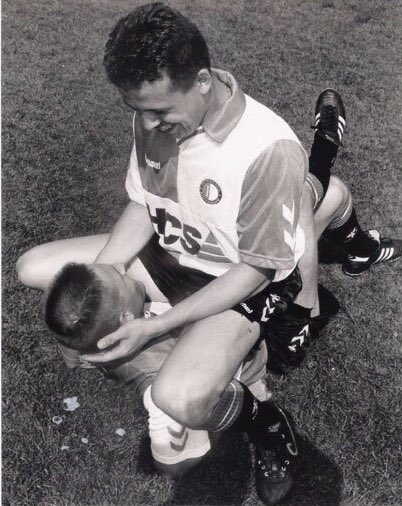 OldFootball11's tweet photo. #RuudHeus and #ReneBrochard
#Feyenoord https://t.co/L8UKNnMFZz
