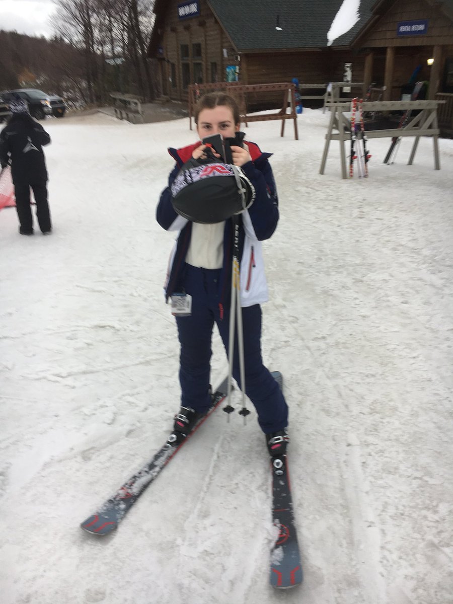 pontcompschool's tweet photo. Life on the slopes https://t.co/fBP6NImWsy