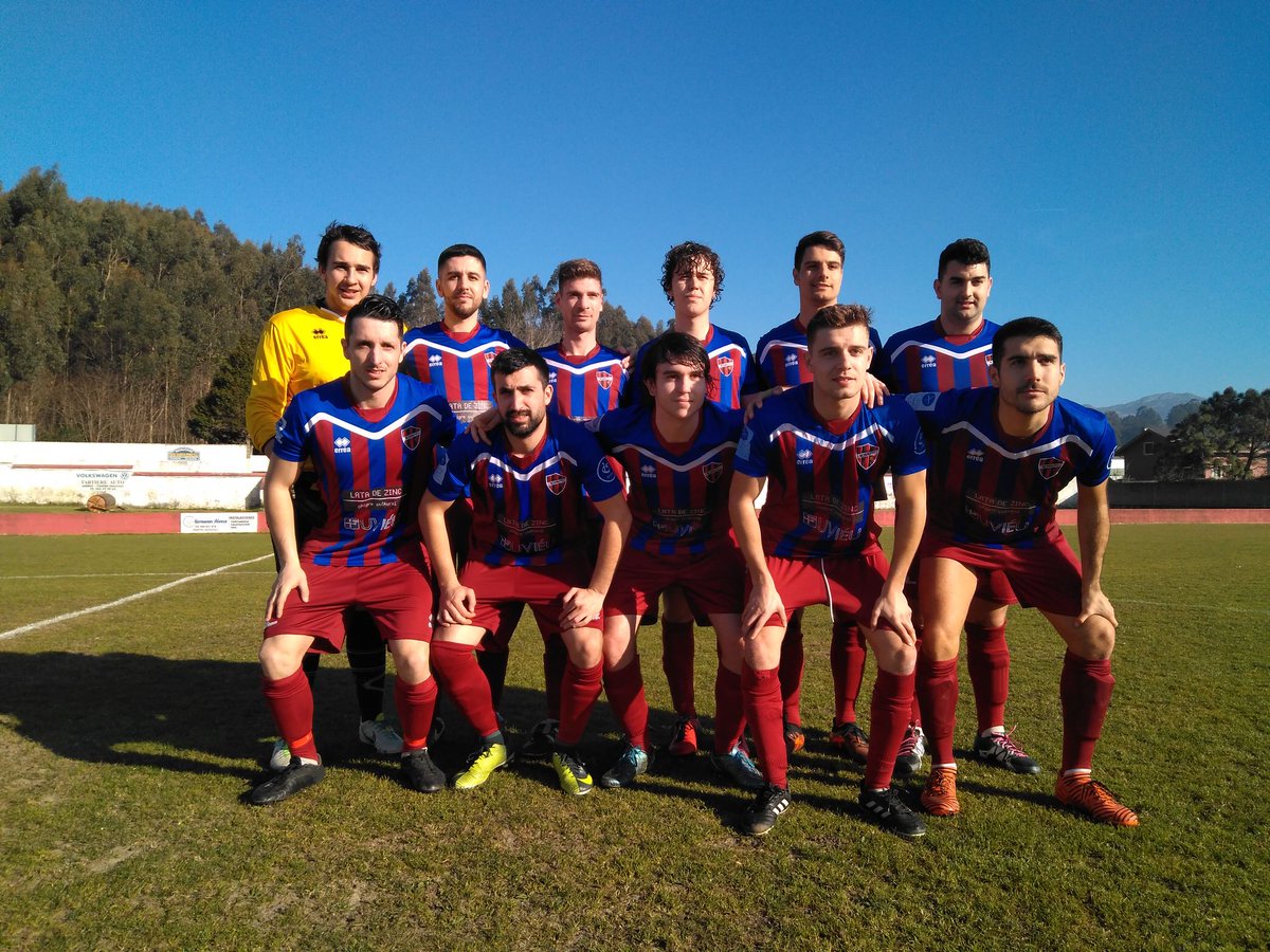 cf_navia's tweet photo. No pudo ser. En la jornada 22 de Segunda Regional el @RosalFC1929 se lleva los 3 puntos de El Pardo. Al final, Navia C.F. 1-4 Rosal C.F. https://t.co/6wUiGGIoau